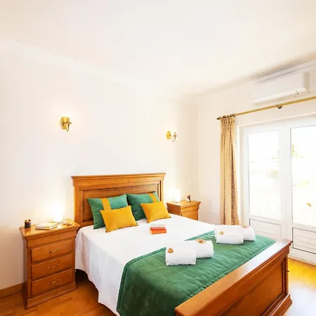 Villa In Albufeira With Pool Near Praia Do Castelo Villa Gale (Albufeira)