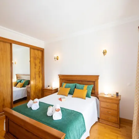 Villa In Albufeira With Pool Near Praia Do Castelo Gale (Albufeira)